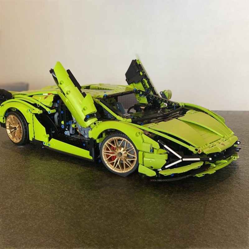 Lego Technic: Lego Technic Lamborghini Sian - 3000 Pièces